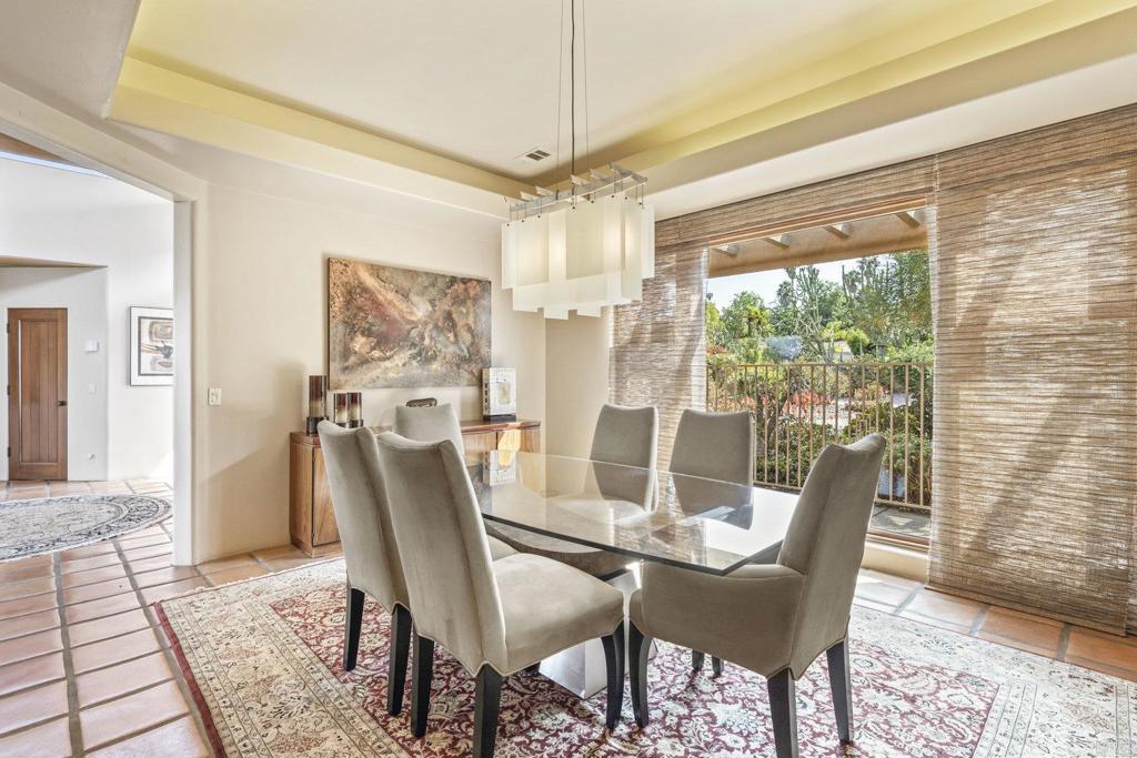 30663 Via Maria Elena