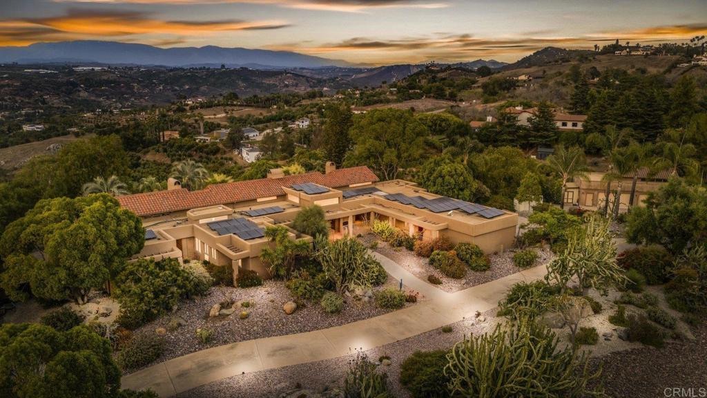 30663 Via Maria Elena