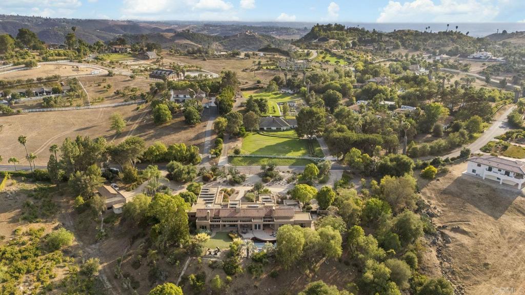 30663 Via Maria Elena