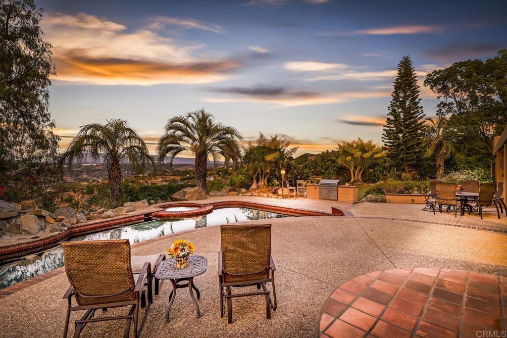 30663 Via Maria Elena