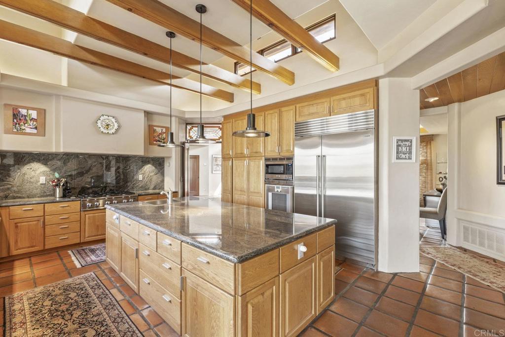 30663 Via Maria Elena