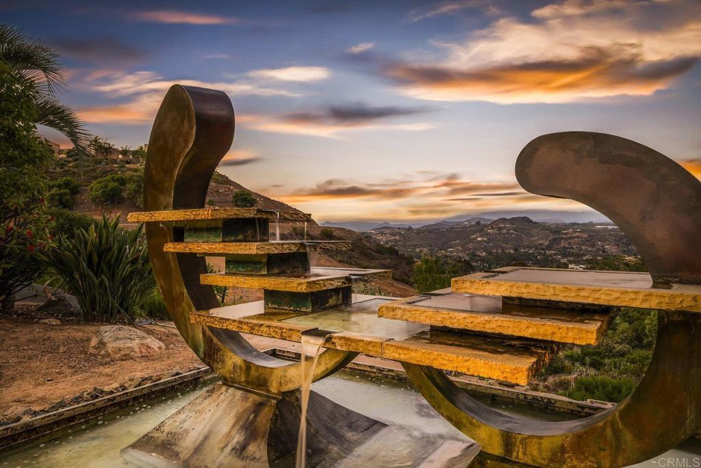 30663 Via Maria Elena