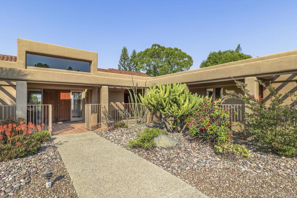 30663 Via Maria Elena