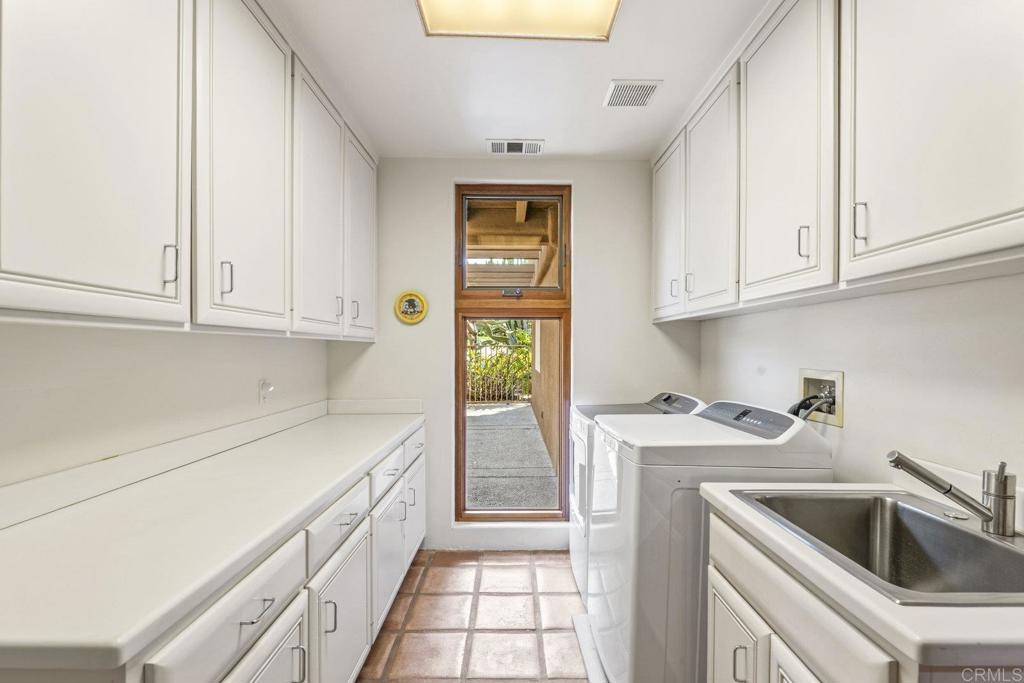 30663 Via Maria Elena