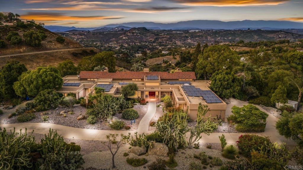 30663 Via Maria Elena