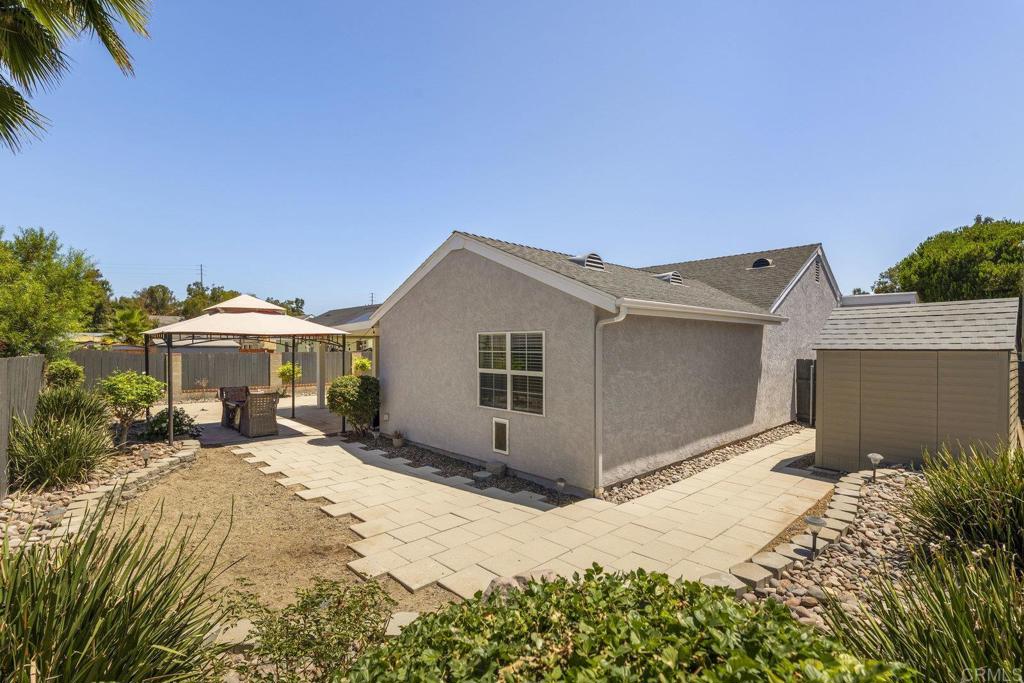 724 Hollowglen Road