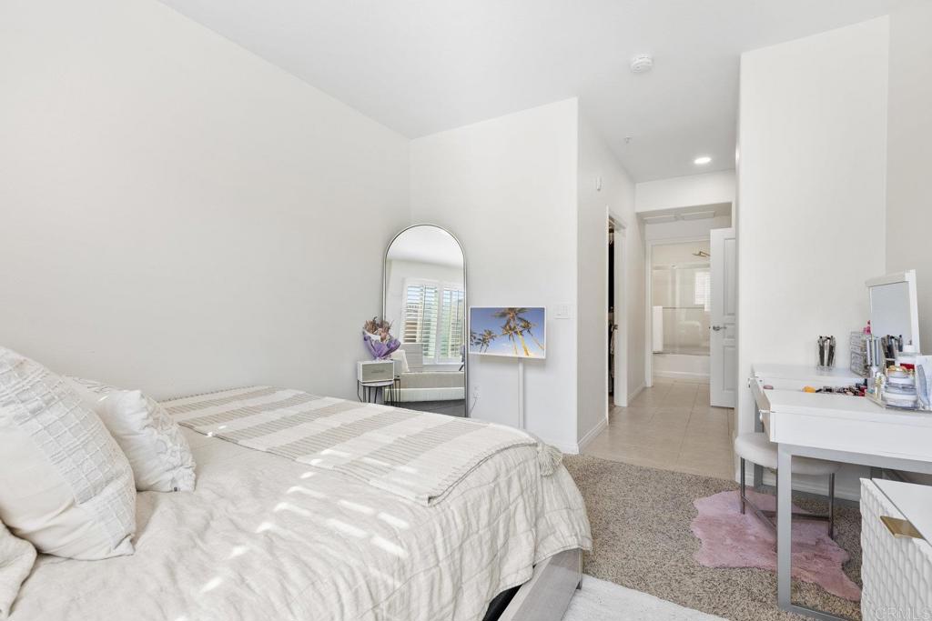 3877 Pell Place 225