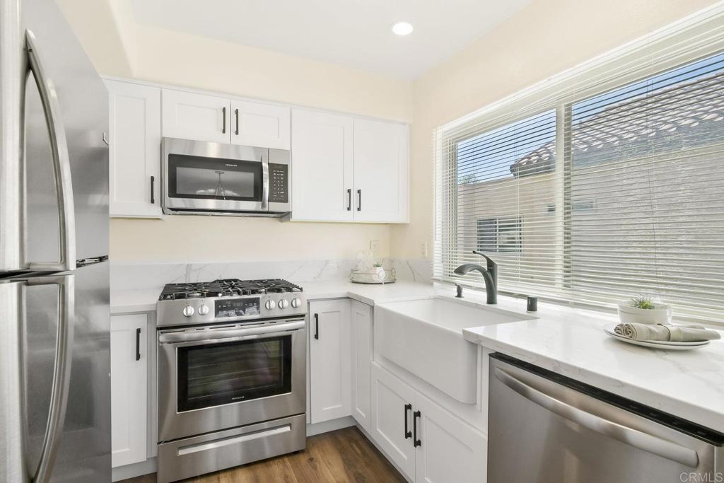 1380 E Washington Avenue 5W