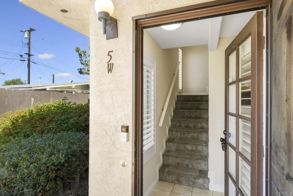 1380 E Washington Avenue 5W