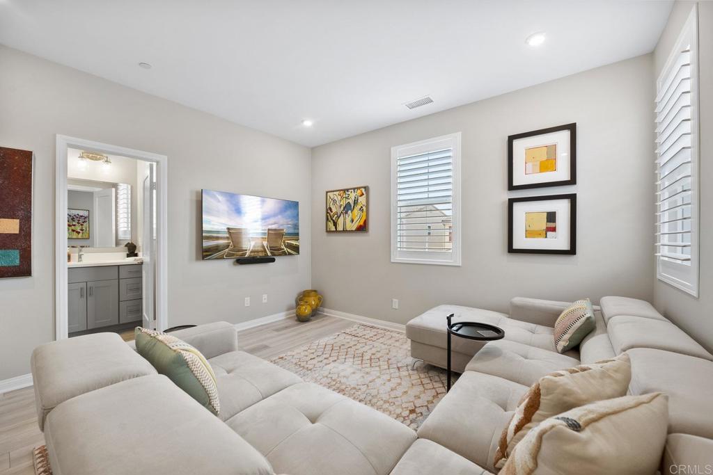 1518 Pepperwood Way