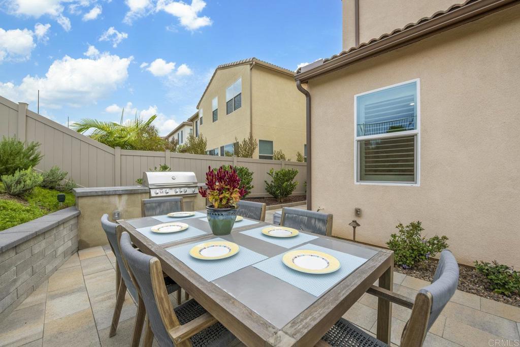 1518 Pepperwood Way