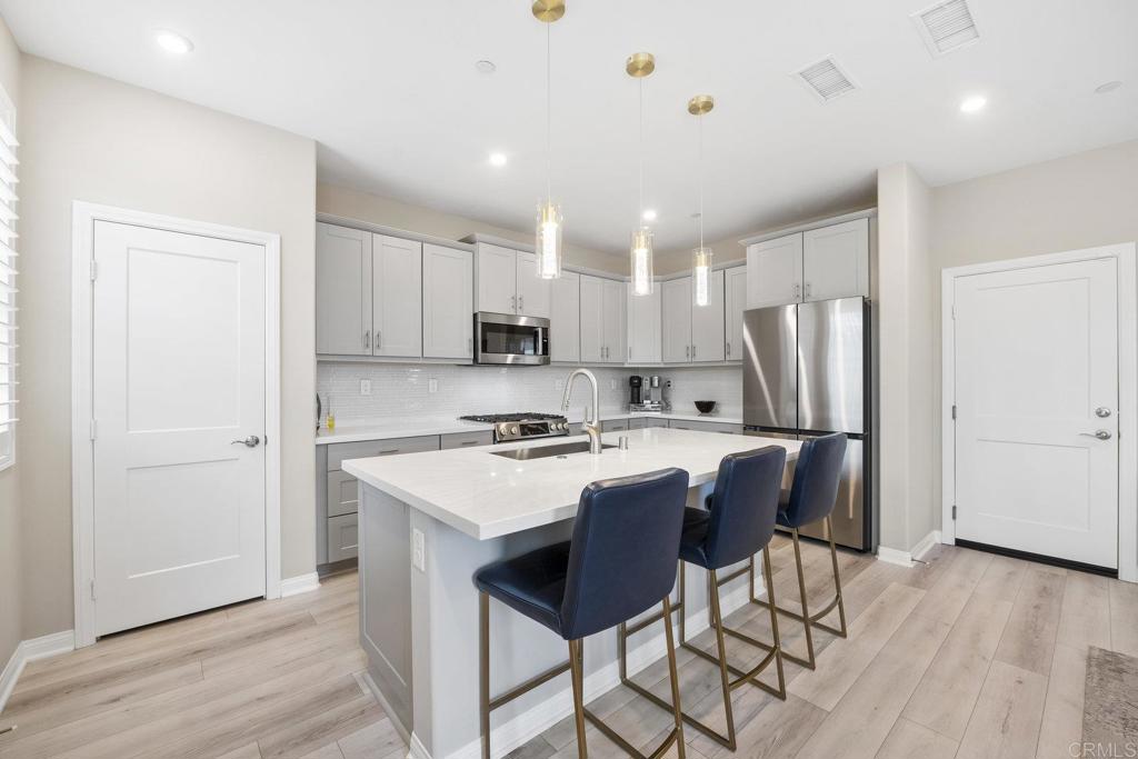 1518 Pepperwood Way