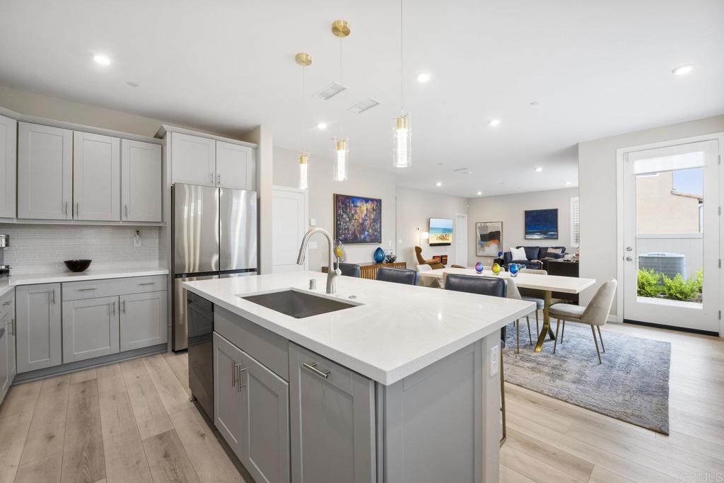 1518 Pepperwood Way
