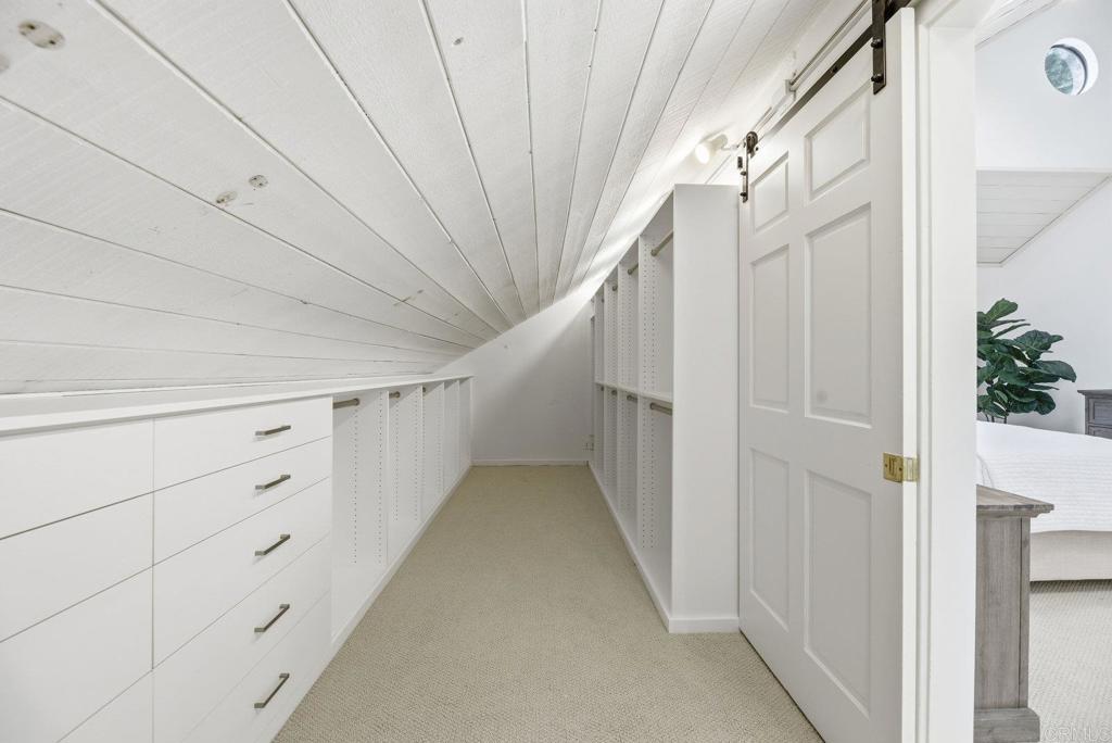 625 Lomas de Oro Court