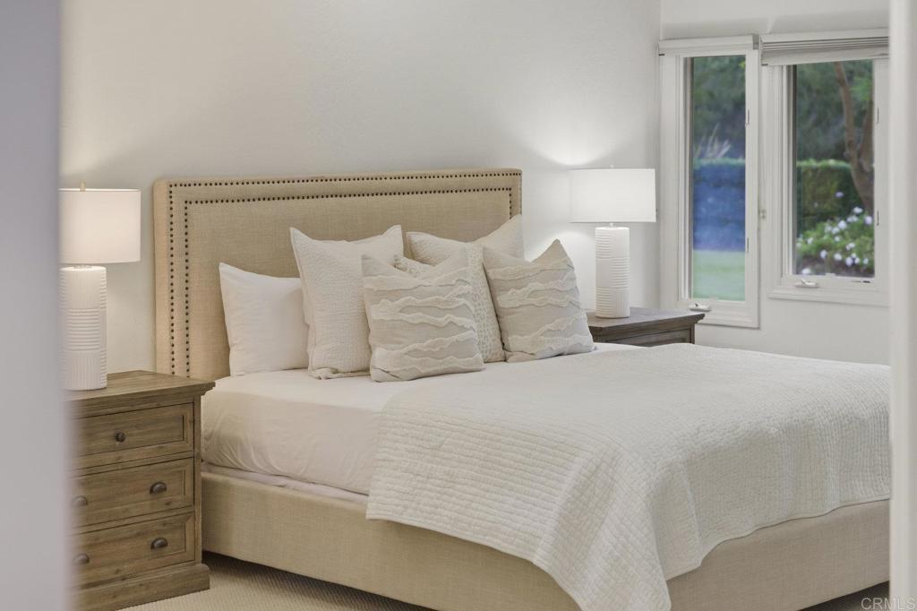 625 Lomas de Oro Court