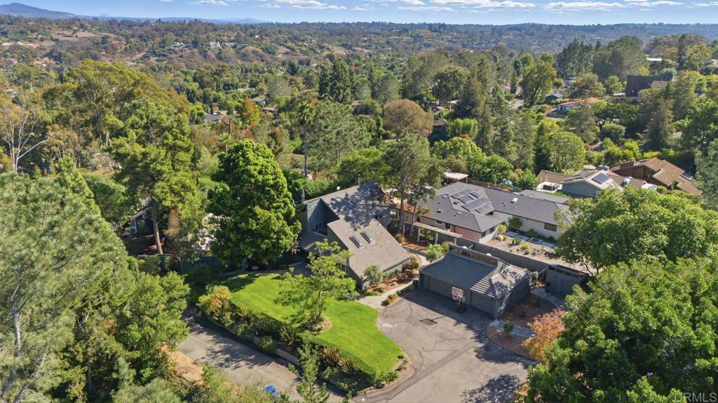 625 Lomas de Oro Court