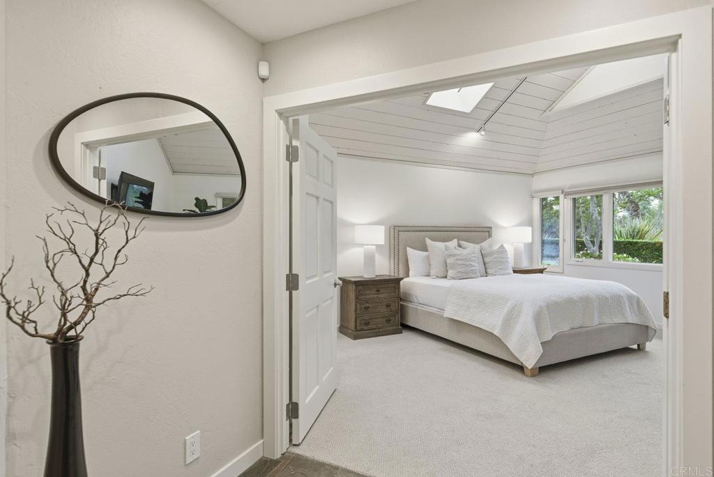 625 Lomas de Oro Court