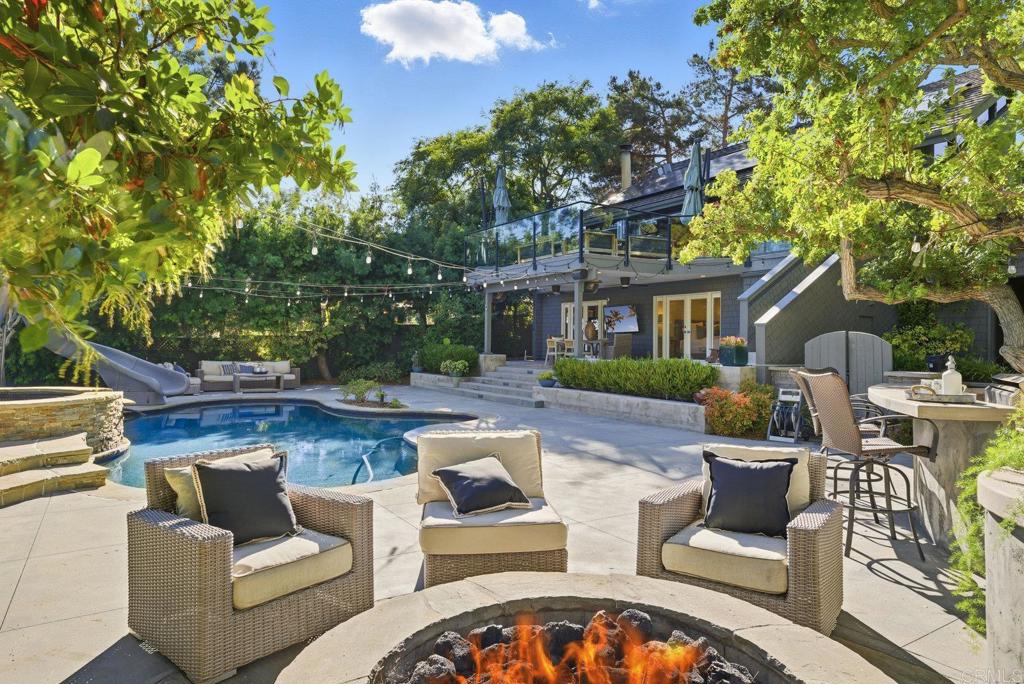 625 Lomas de Oro Court