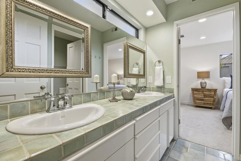 625 Lomas de Oro Court