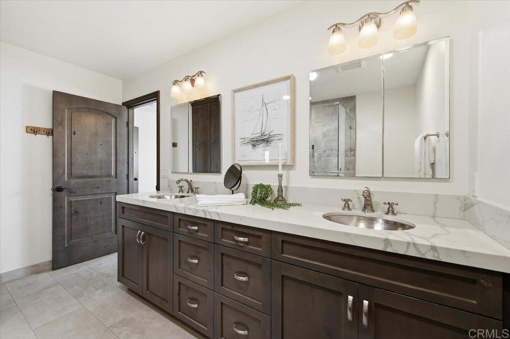 3902 Vista Campana N 12