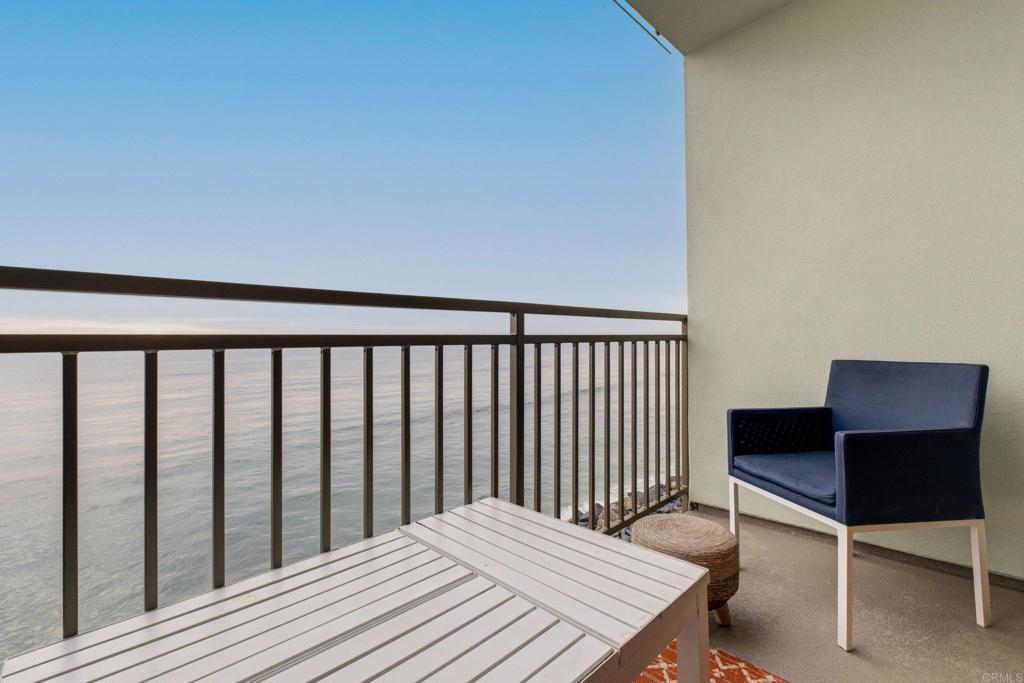 4909 Orchard Avenue 204