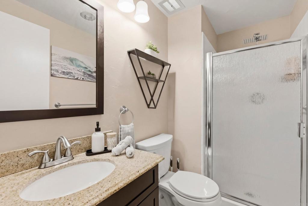 4909 Orchard Avenue 204