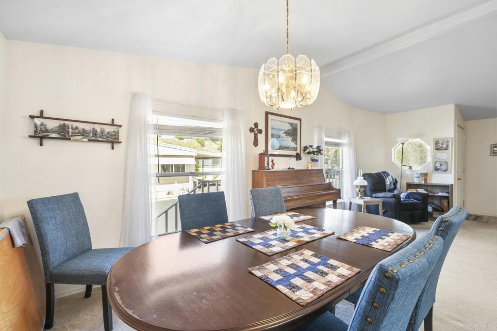 525 W El Norte Parkway 301