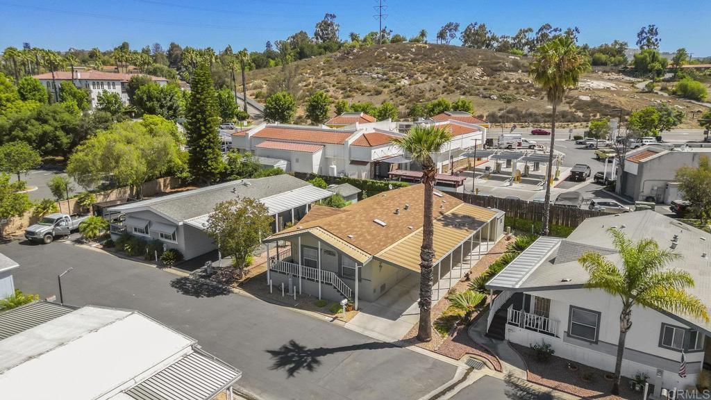 525 W El Norte Parkway 301