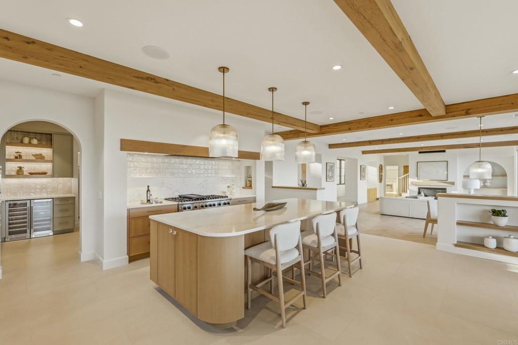 8341 La Jolla Scenic Drive N