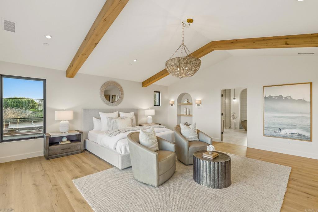 8341 La Jolla Scenic Drive N