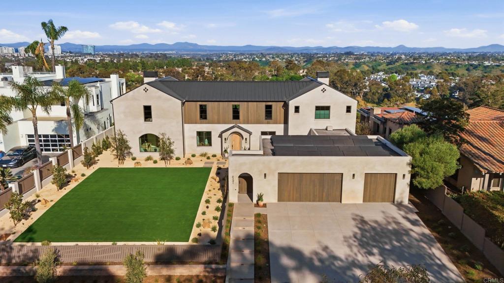 8341 La Jolla Scenic Drive N