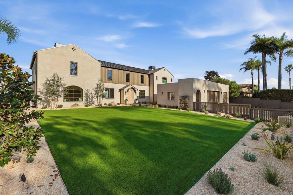 8341 La Jolla Scenic Drive N