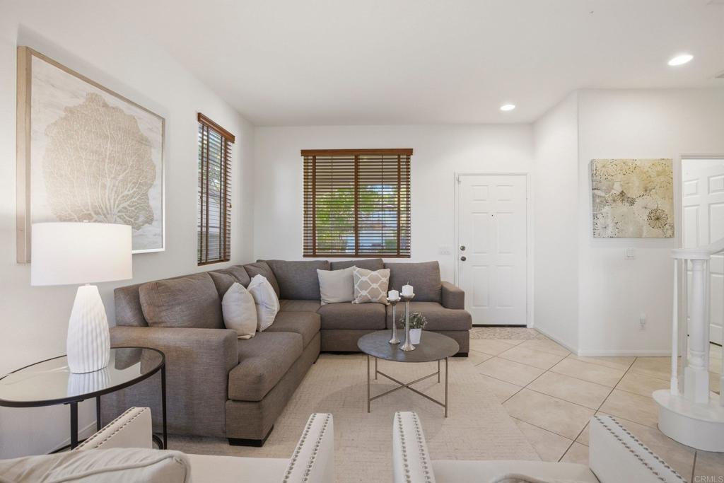 3275 Rancho Famosa