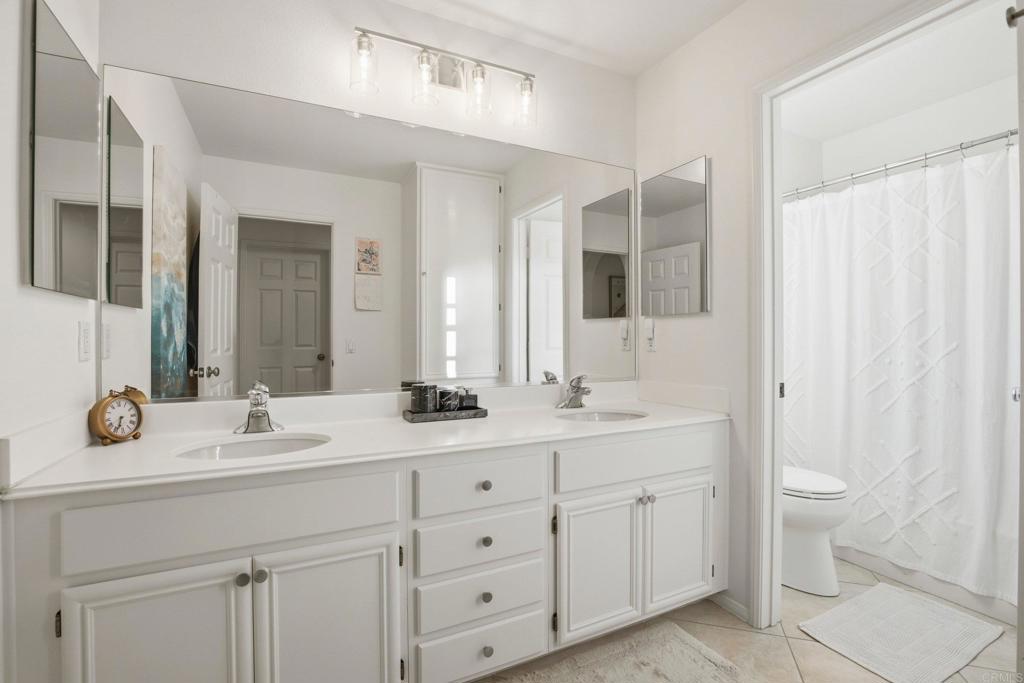3275 Rancho Famosa