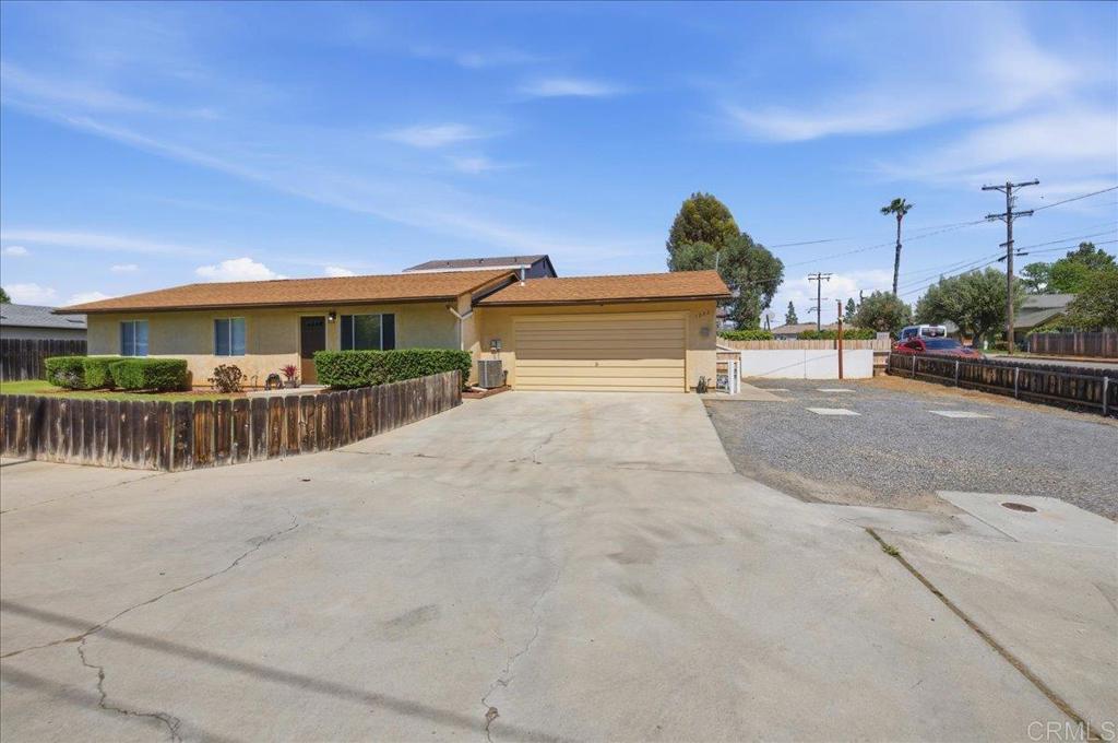 1232 Persimmon Avenue