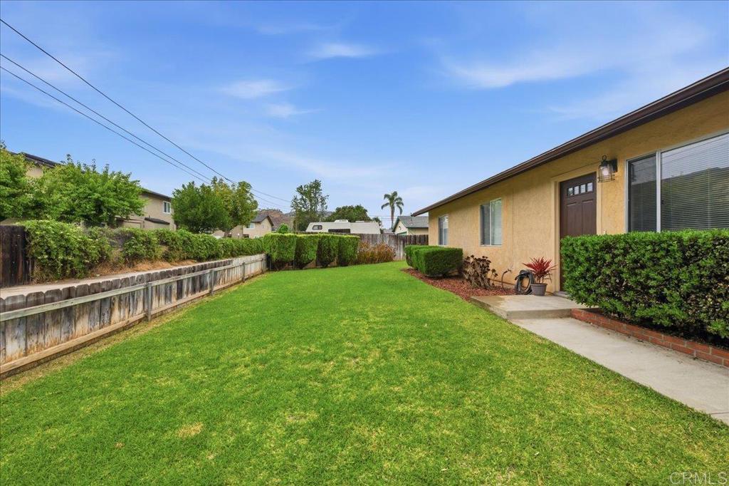 1232 Persimmon Avenue