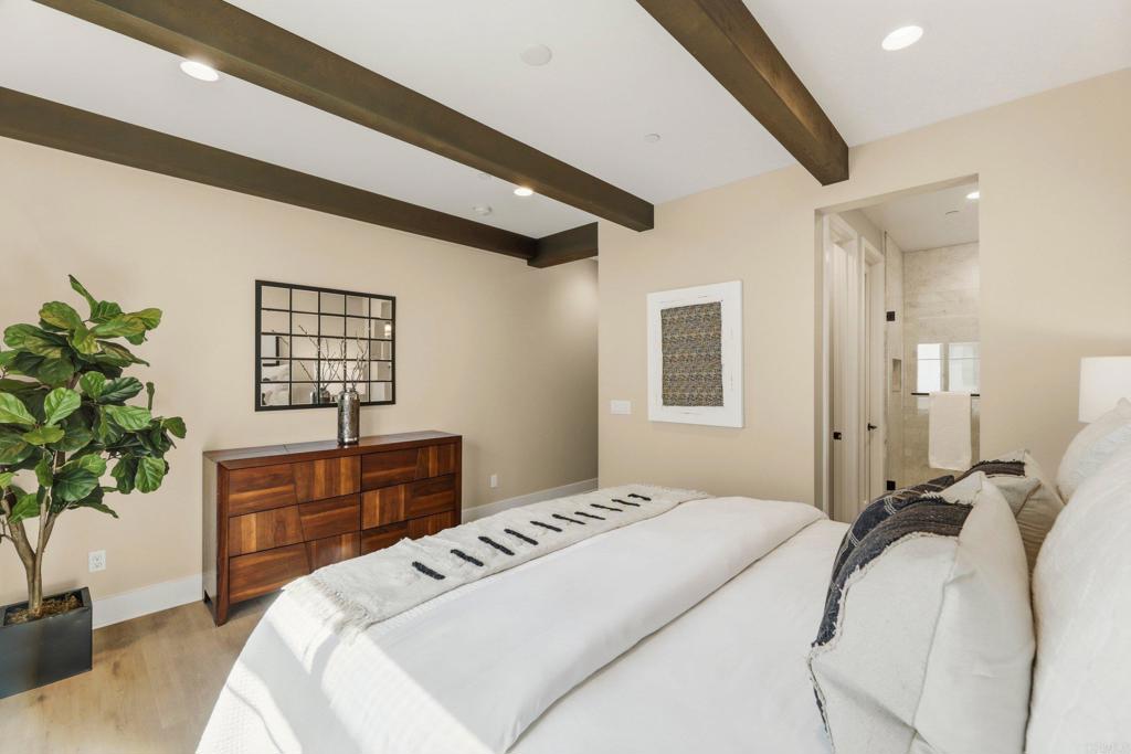 1601 San Remo Place 101