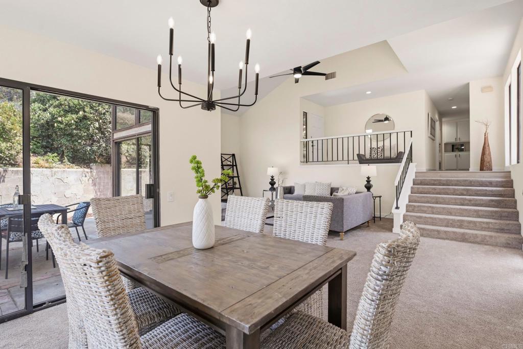 2090 Avenida de Aquacate
