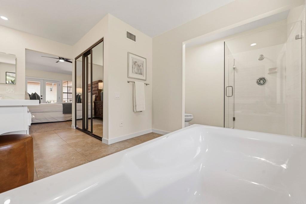 2090 Avenida de Aquacate