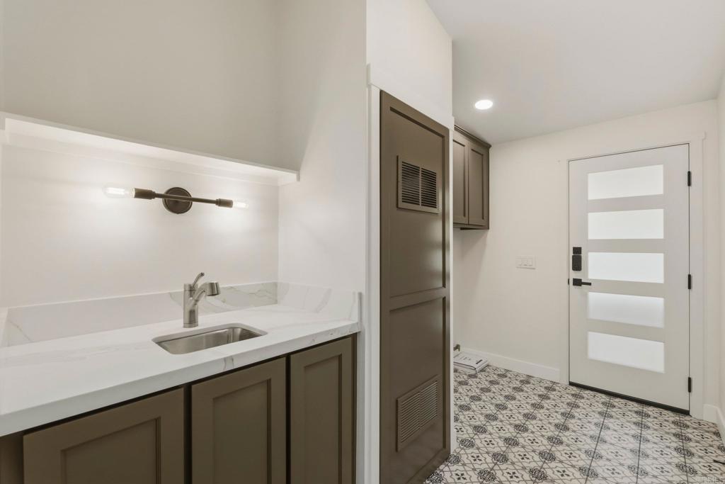 1930 W San Marcos Boulevard 97