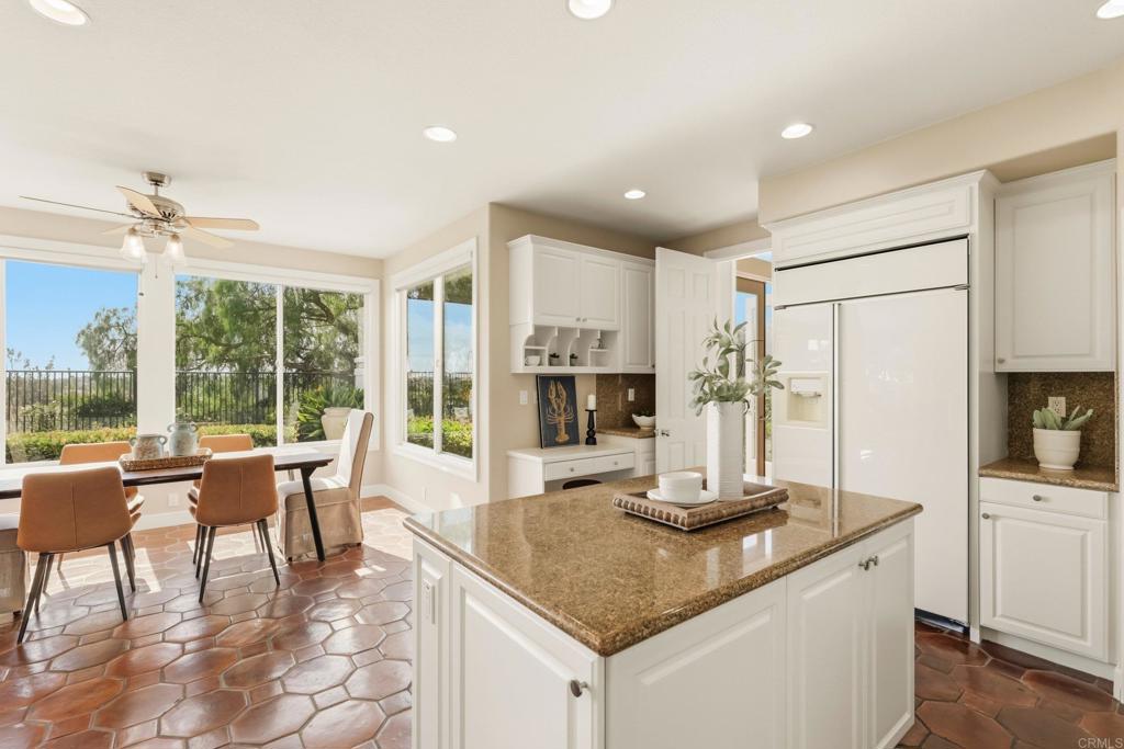 6223 Paseo Colina