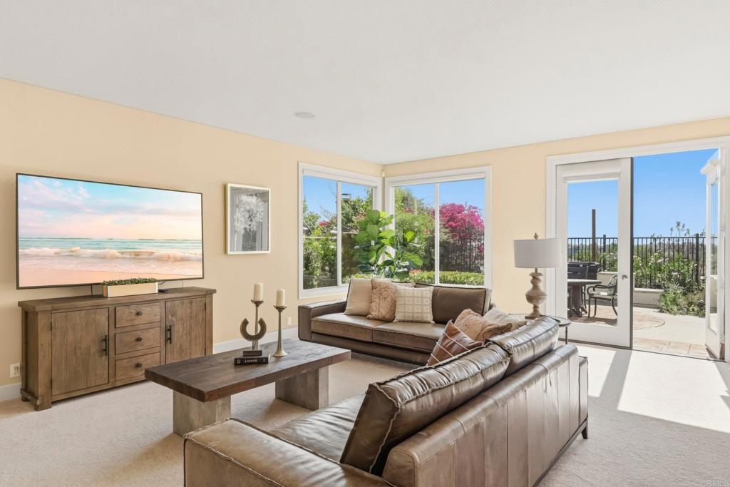 6223 Paseo Colina