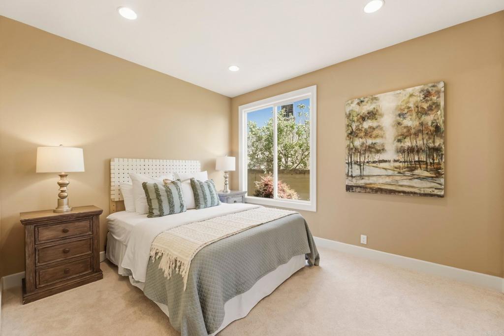 6223 Paseo Colina