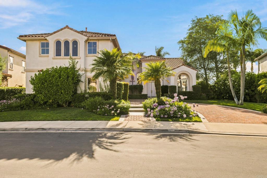 6223 Paseo Colina