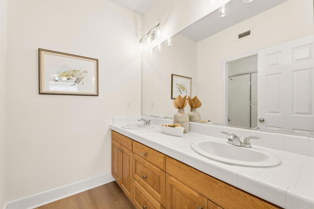 6223 Paseo Colina