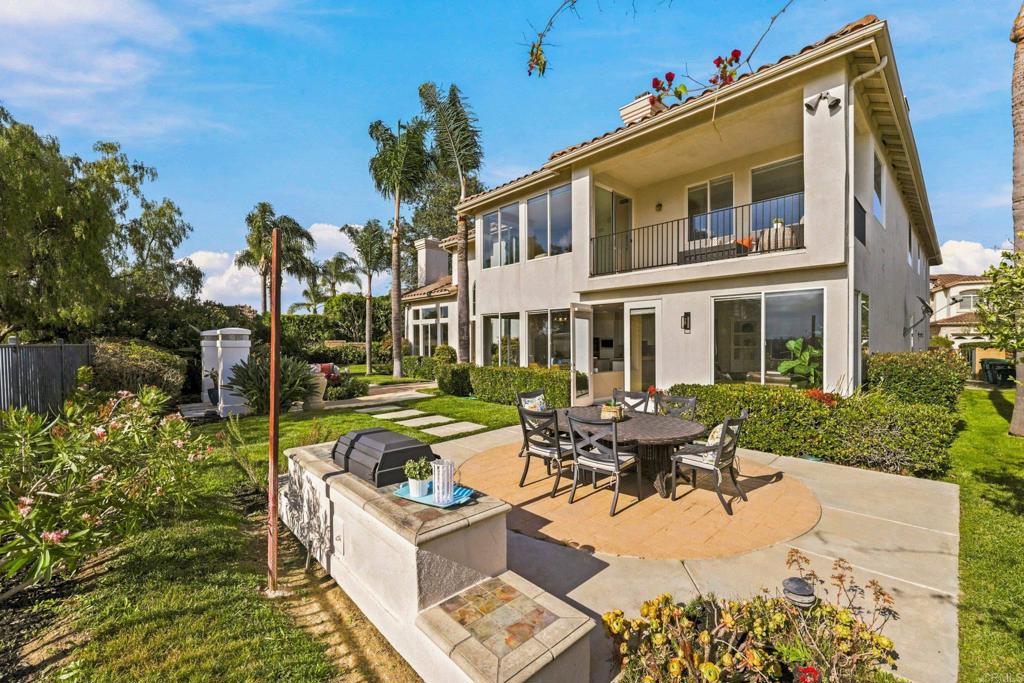 6223 Paseo Colina