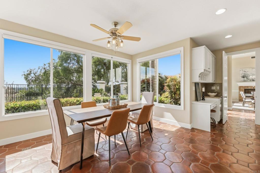 6223 Paseo Colina
