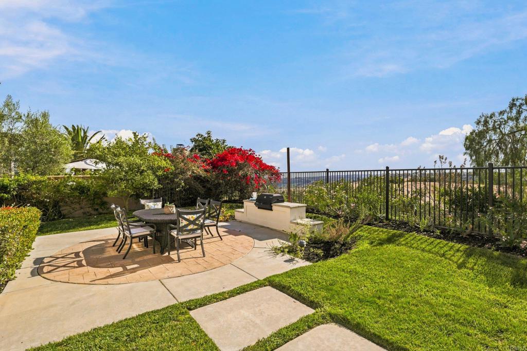 6223 Paseo Colina