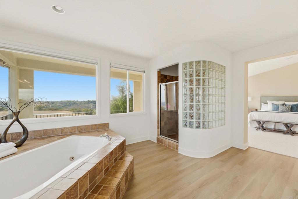6223 Paseo Colina