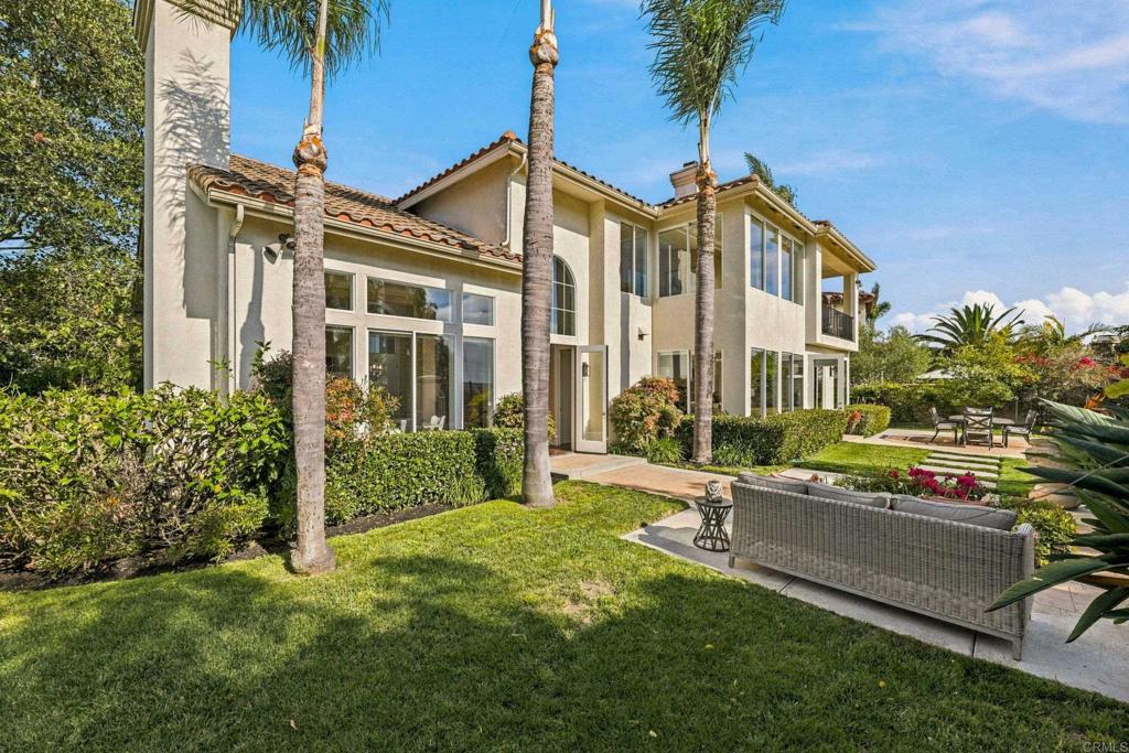 6223 Paseo Colina